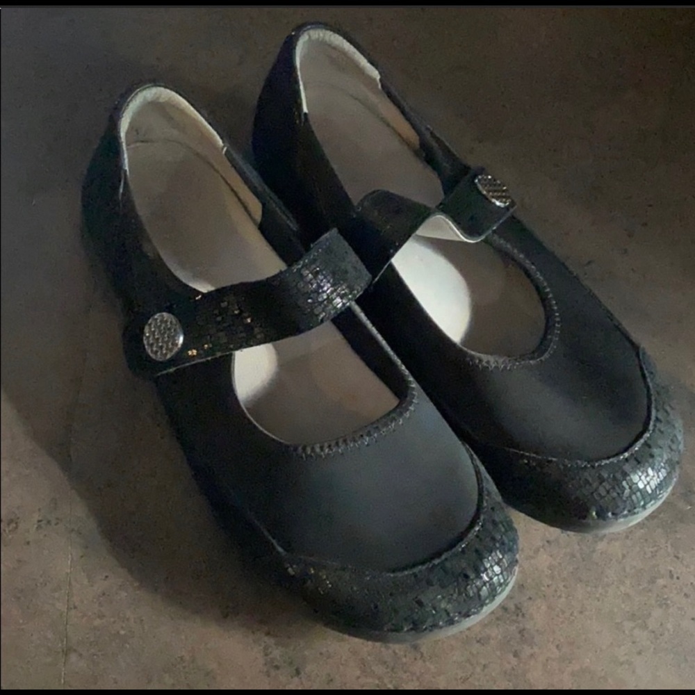 Alegria size 39